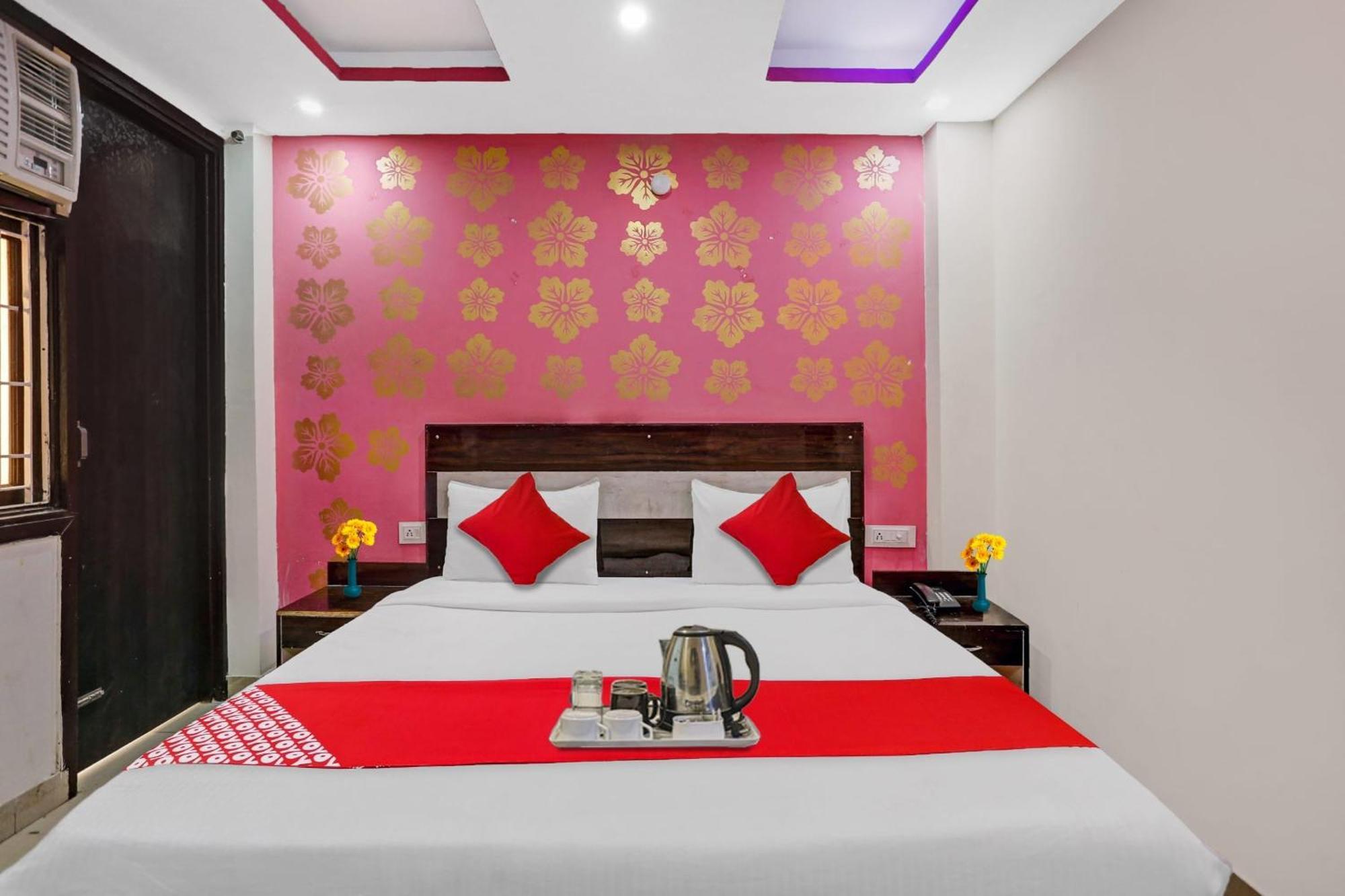 Hotel O Hotel Blue Orchid Νέο Δελχί Εξωτερικό φωτογραφία