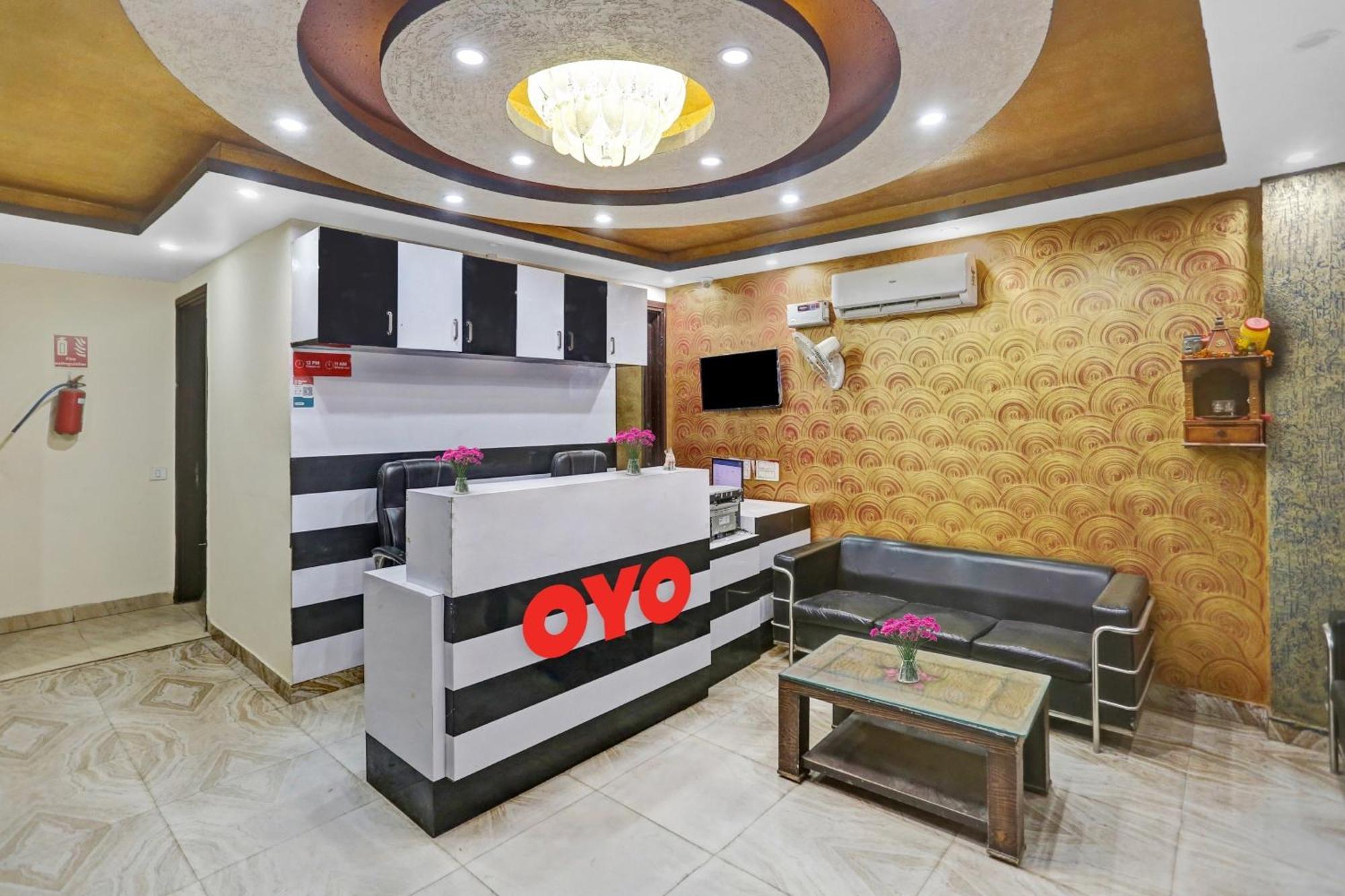 Hotel O Hotel Blue Orchid Νέο Δελχί Εξωτερικό φωτογραφία