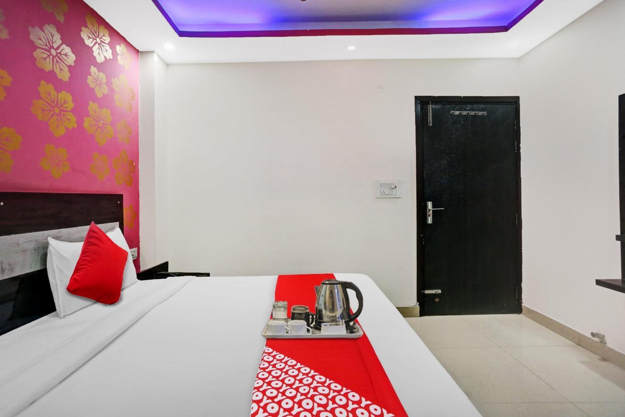 Hotel O Hotel Blue Orchid Νέο Δελχί Εξωτερικό φωτογραφία