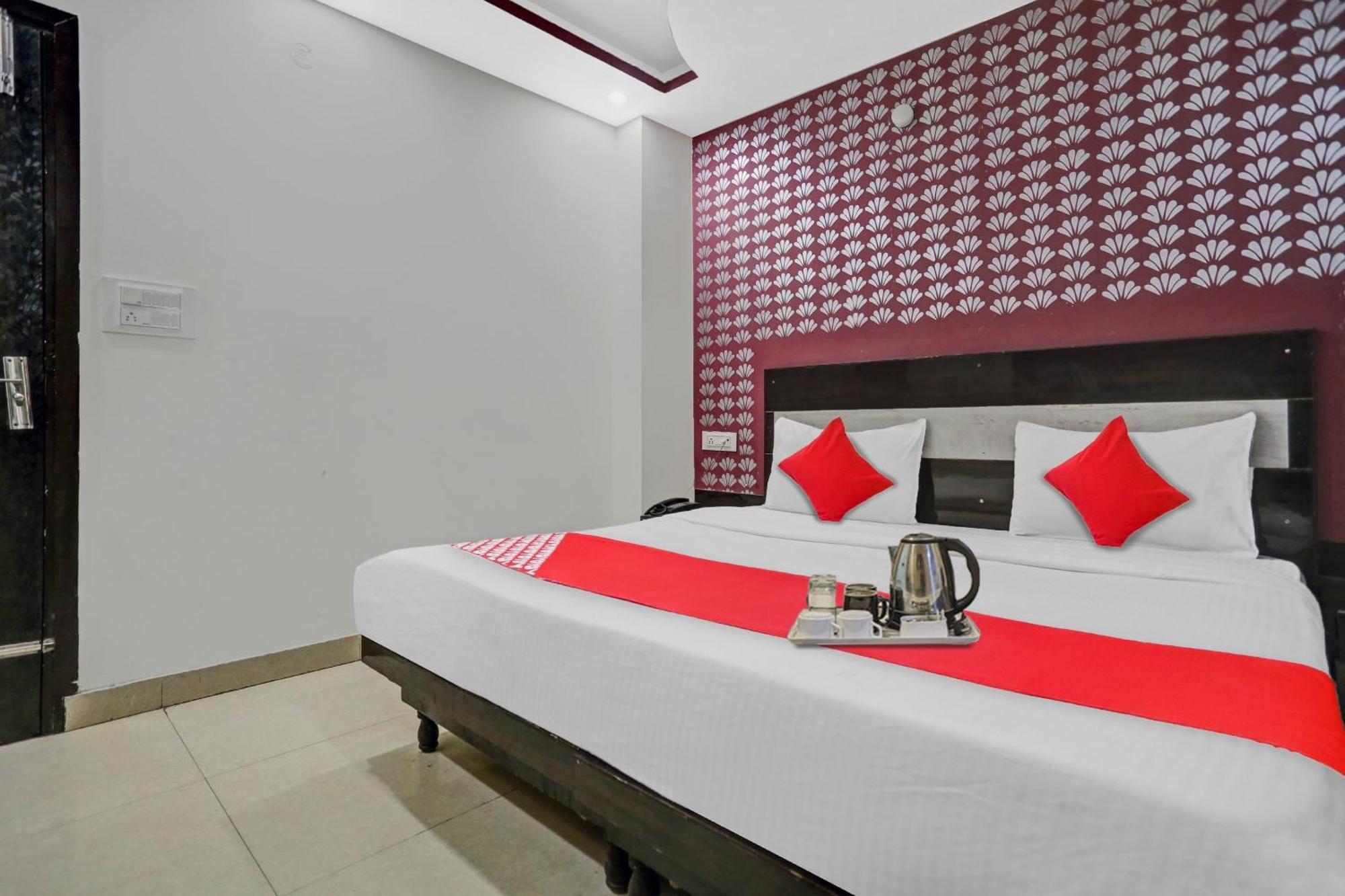 Hotel O Hotel Blue Orchid Νέο Δελχί Εξωτερικό φωτογραφία