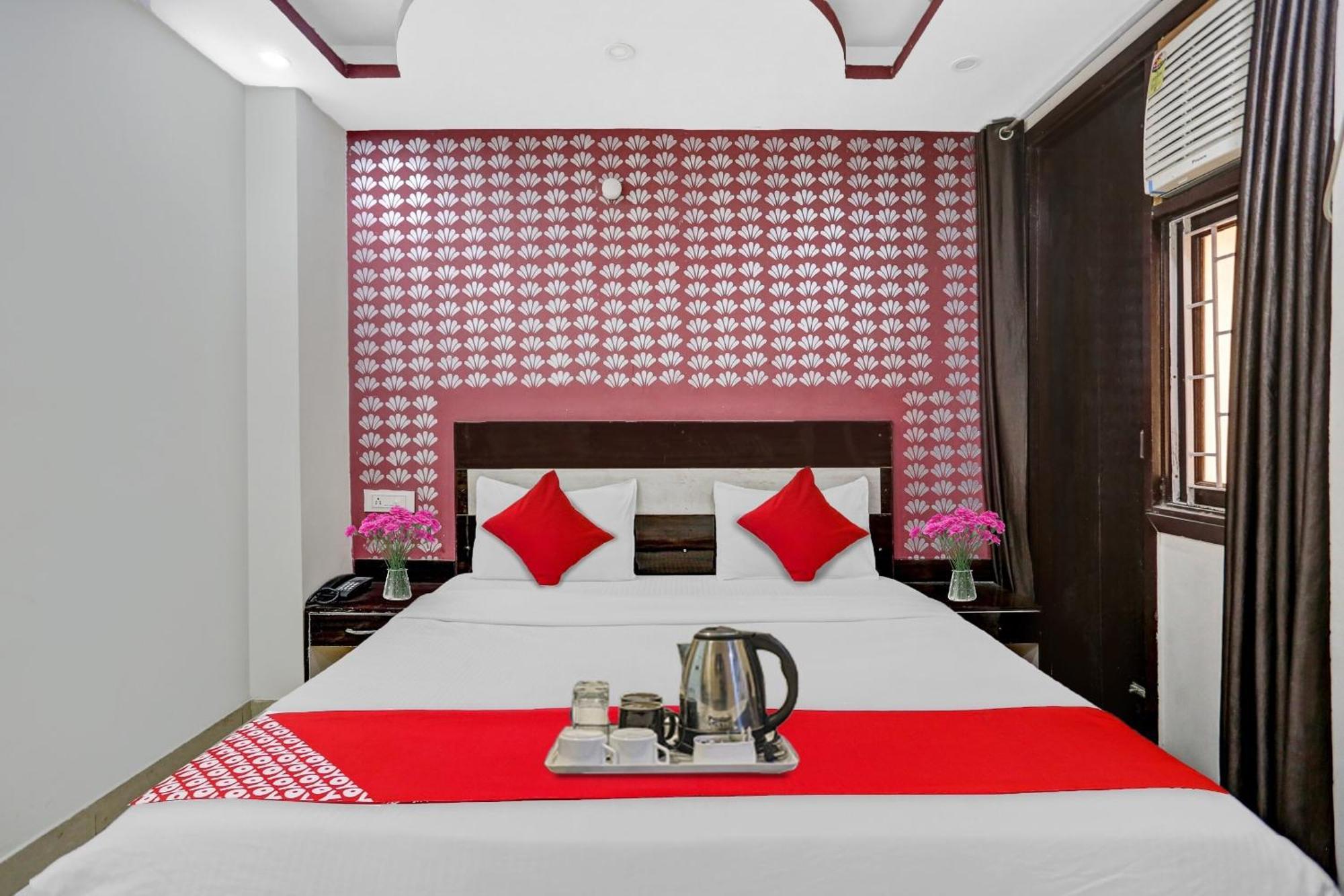 Hotel O Hotel Blue Orchid Νέο Δελχί Εξωτερικό φωτογραφία