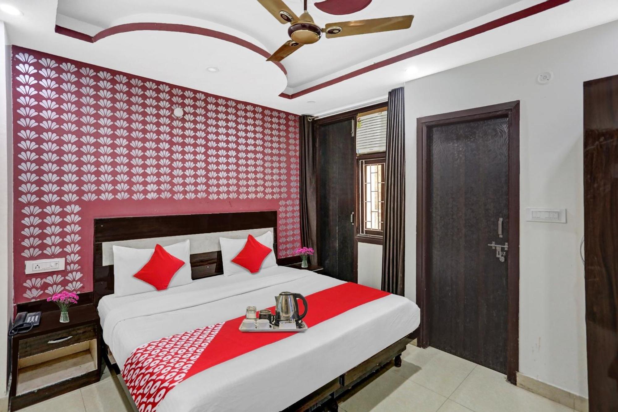 Hotel O Hotel Blue Orchid Νέο Δελχί Εξωτερικό φωτογραφία